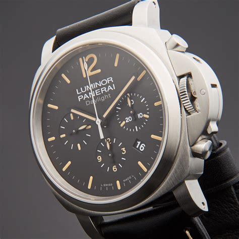 luminor panerai daylight price.